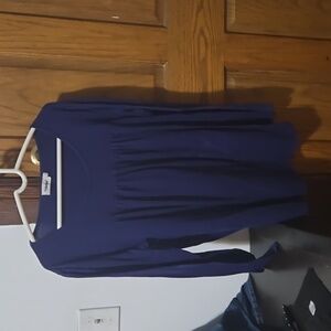 Navy blue Vidarton top